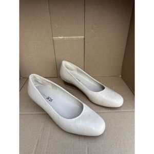 SAS Sofia Wedge Pumps Made In Italy Cream Polka Dot Leather 6.5 Comfort Heels